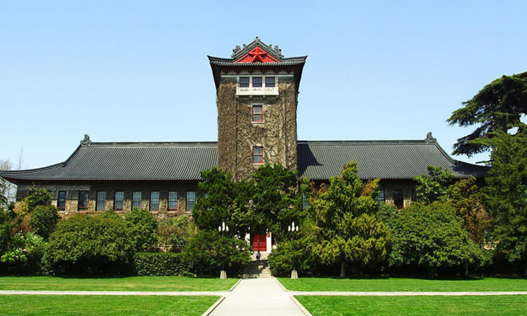 南京大学共享仪器设备 支援核酸检测工作.jpg